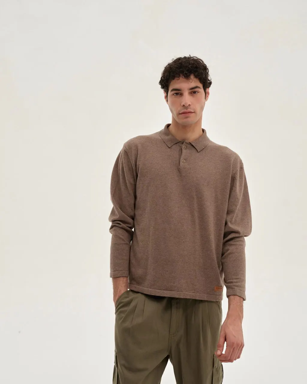 Sweater Santamarina con cuello (marrón)