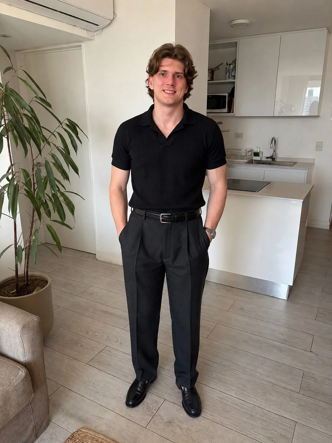 Look 4: Black johnny polo